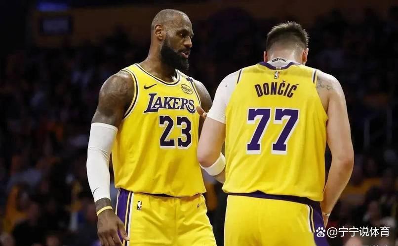 猛龙绝杀独行侠,詹姆斯扛起全队 猛龙绝杀独行侠,詹姆斯扛起全队