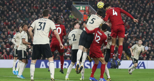 波兰轻取拜仁,范戴克高光表现 波兰轻取拜仁,范戴克高光表现