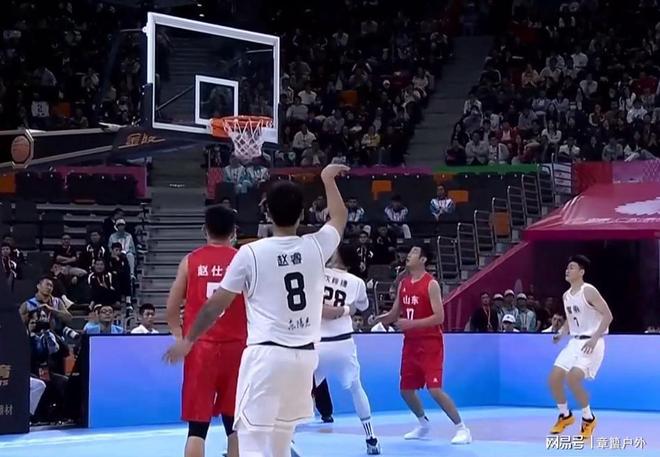 爱游戏APP-青岛队轻取浙江队，陶汉林高光表现