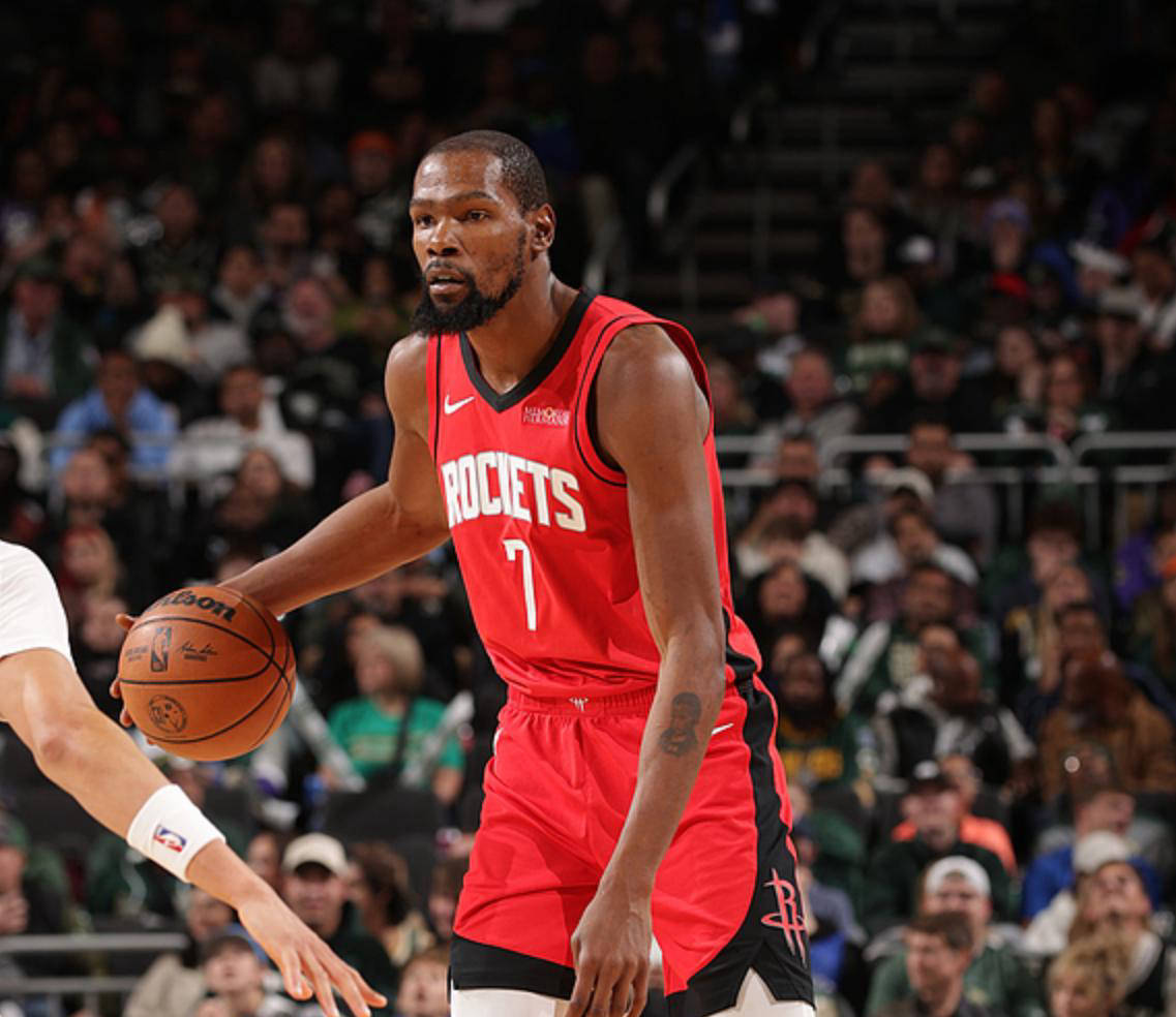 广东队力克北京队，杜兰特统治全场