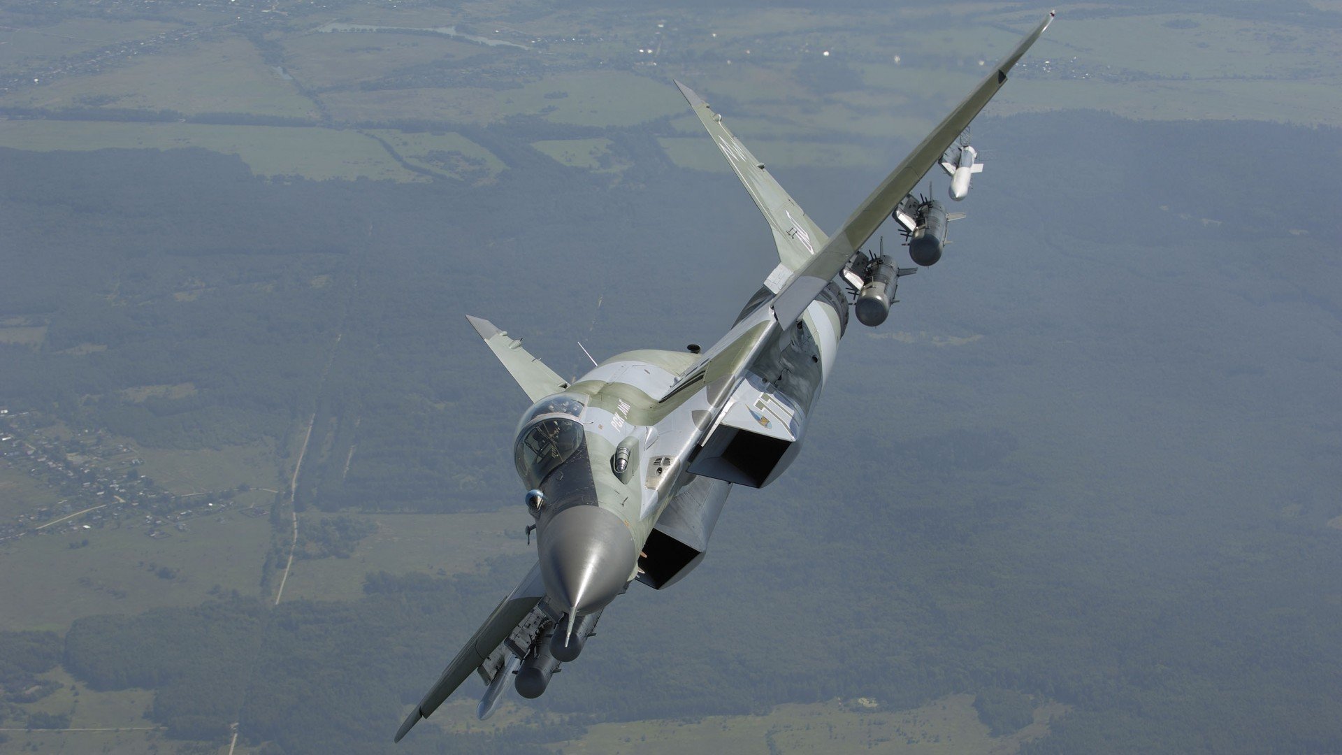 绿茵智慧降临硬木地板,东决关键夜,法比尼奥用足球大脑改写篮球剧本